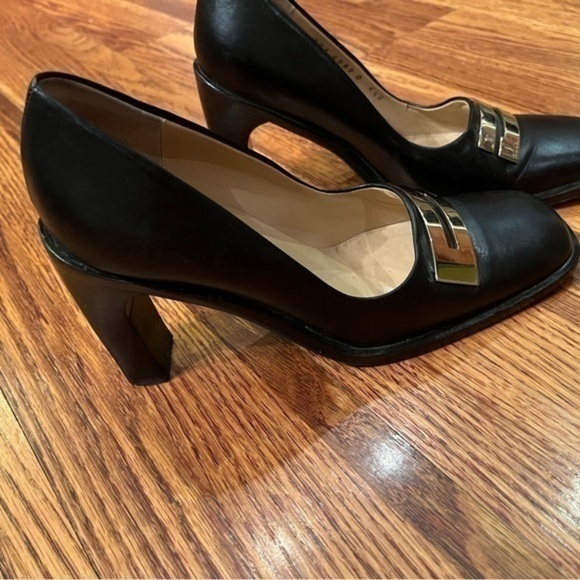 Gucci Vintage Leather Heels Black and Gold Womens Size 4.5B - Picture 4 of 12